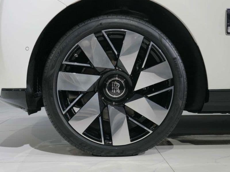 Диски Rolls Royce Black Badge Cullinan R23 Series II Forged Wheels